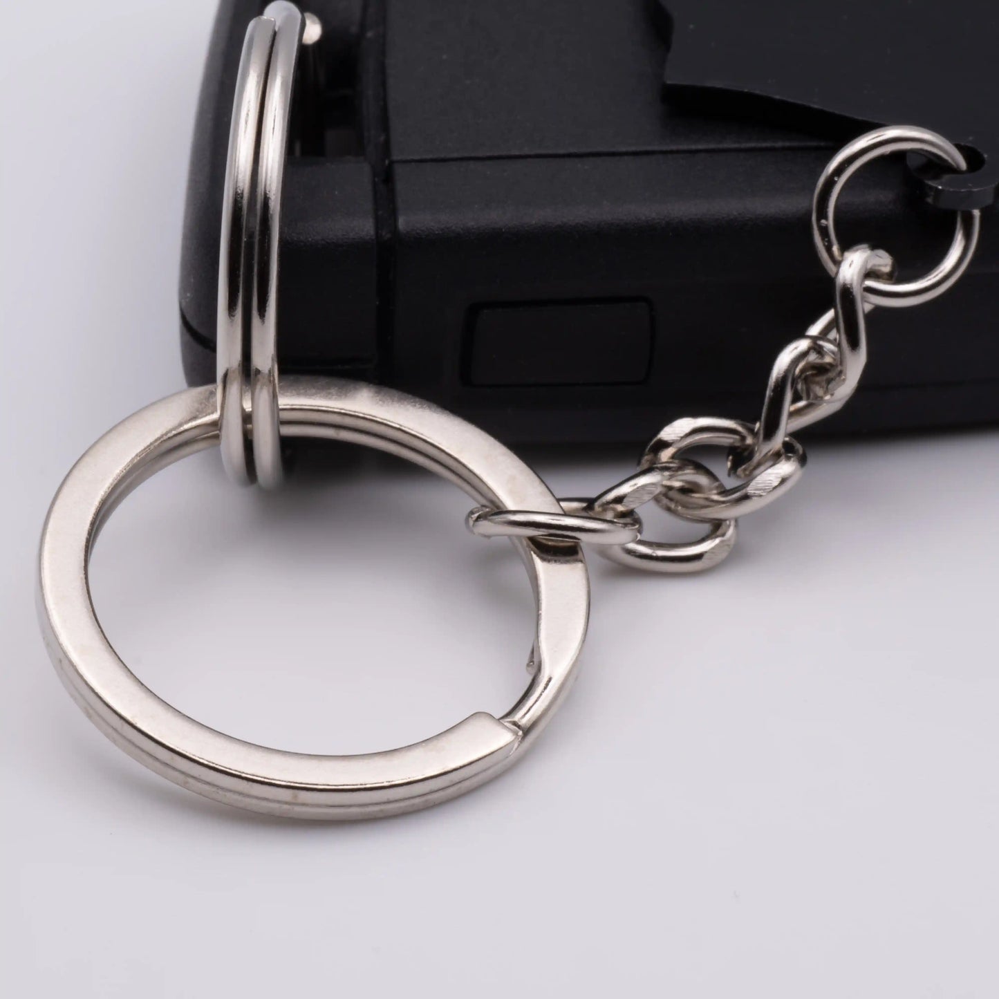 Keychain and ring of Charles Leclerc 2025 Helmet Enamel Keychain